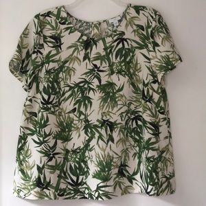 J.Jill Linen Blend Top Palm Leaf Print Wooden Button Back Boho Vacation Beach